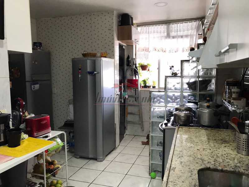 Apartamento à venda com 2 quartos, 65m² - Foto 19