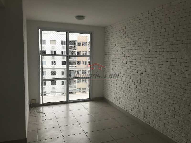 Apartamento à venda com 2 quartos, 61m² - Foto 2