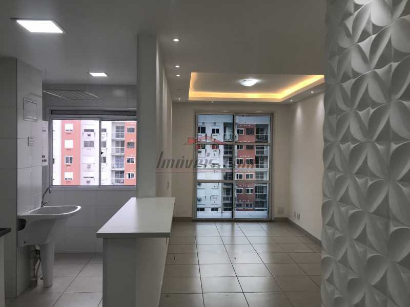 Apartamento à venda com 2 quartos, 61m² - Foto 3