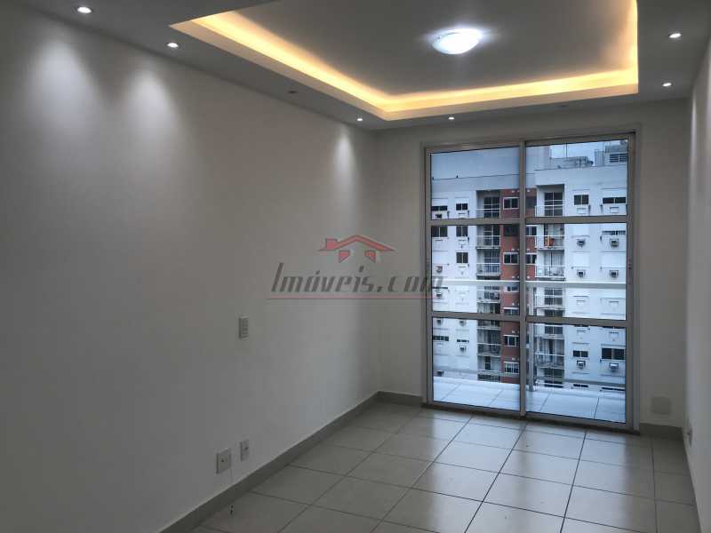 Apartamento à venda com 2 quartos, 61m² - Foto 5