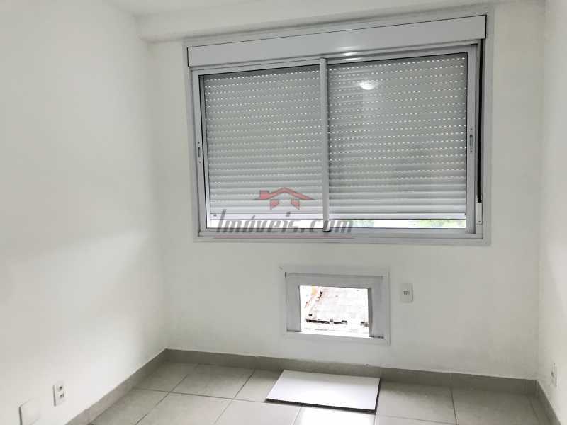 Apartamento à venda com 2 quartos, 61m² - Foto 11