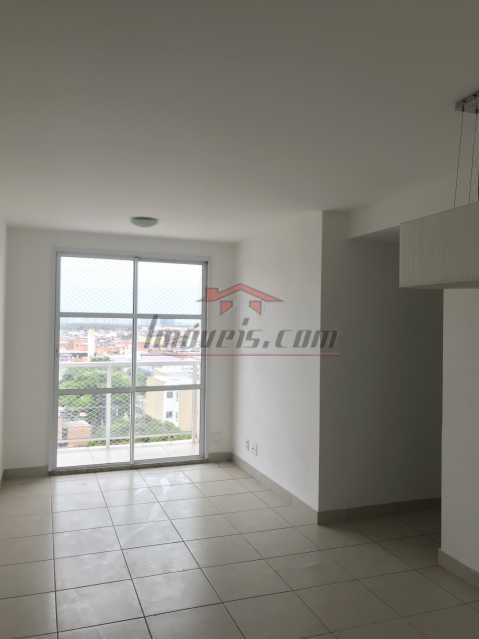 Apartamento à venda com 2 quartos, 61m² - Foto 4