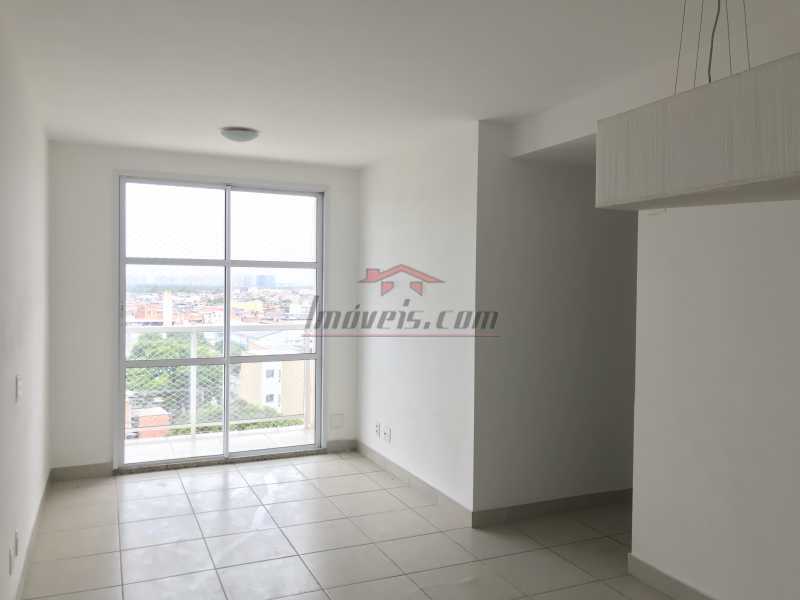 Apartamento à venda com 2 quartos, 61m² - Foto 1