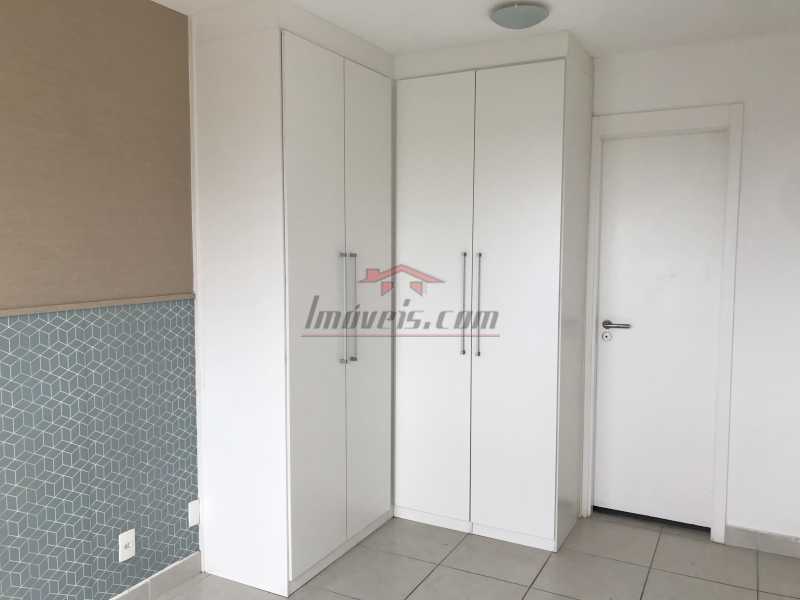 Apartamento à venda com 2 quartos, 61m² - Foto 17