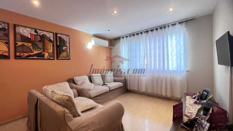 Apartamento à venda com 2 quartos, 90m² - Foto 1