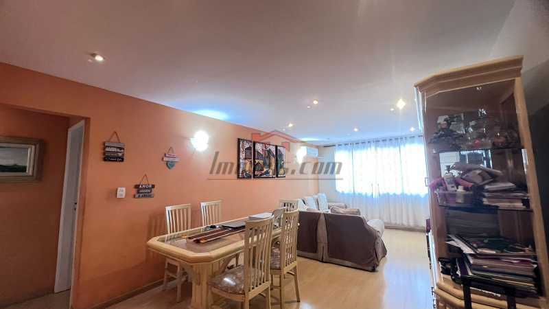 Apartamento à venda com 2 quartos, 90m² - Foto 5