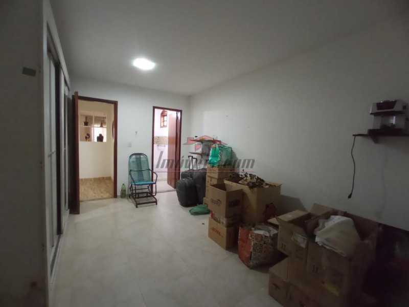 Casa à venda com 2 quartos, 180m² - Foto 6