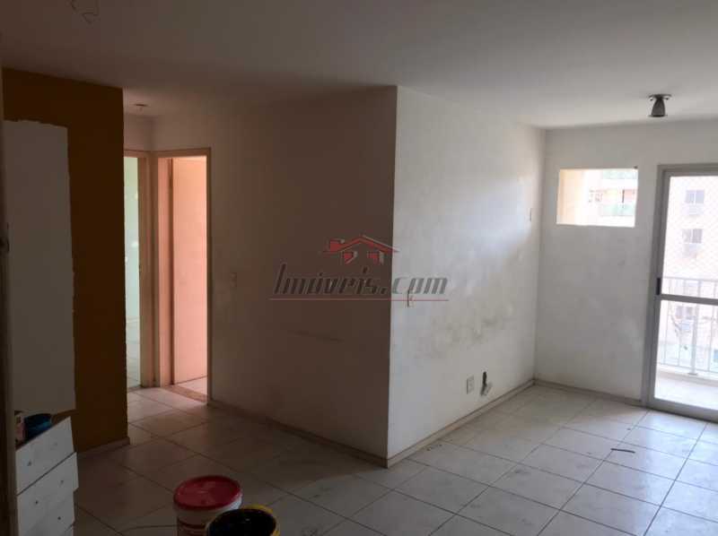 Apartamento à venda com 2 quartos, 61m² - Foto 3