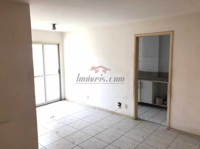 Apartamento à venda com 2 quartos, 61m² - Foto 4