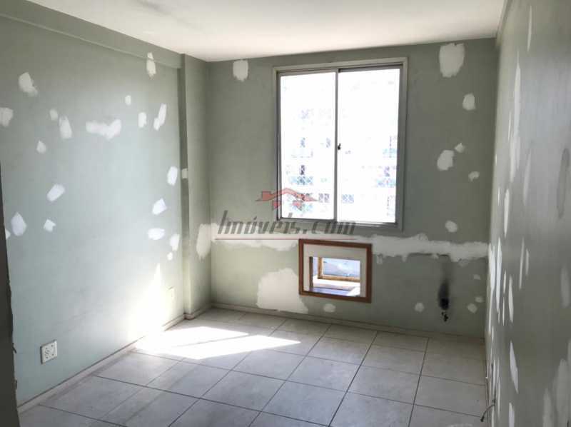 Apartamento à venda com 2 quartos, 61m² - Foto 17