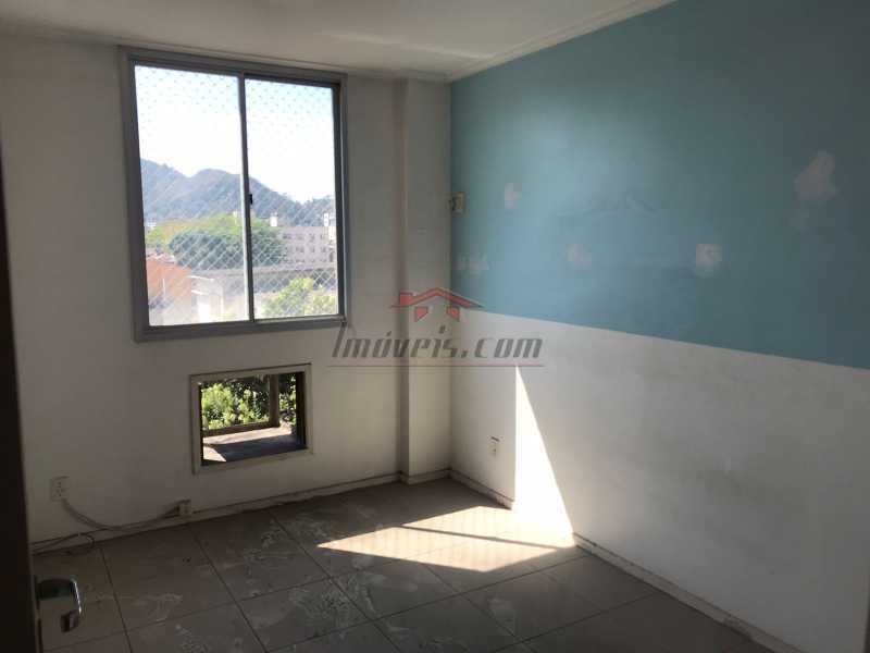 Apartamento à venda com 2 quartos, 65m² - Foto 11