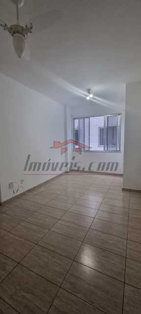 Apartamento à venda com 2 quartos, 60m² - Foto 4