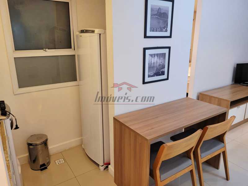 Apartamento à venda com 1 quarto, 37m² - Foto 11