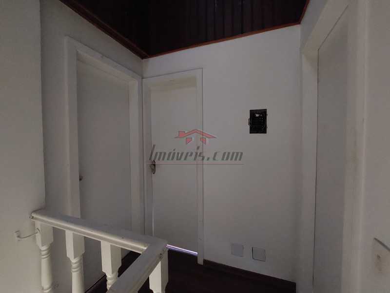 Casa de Condomínio à venda e aluguel com 4 quartos, 160m² - Foto 29