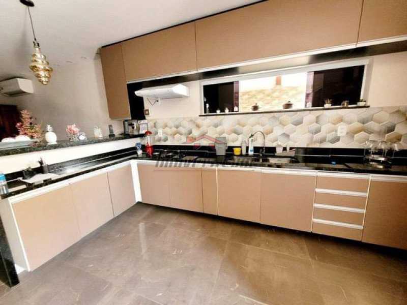 Casa à venda com 4 quartos, 165m² - Foto 17