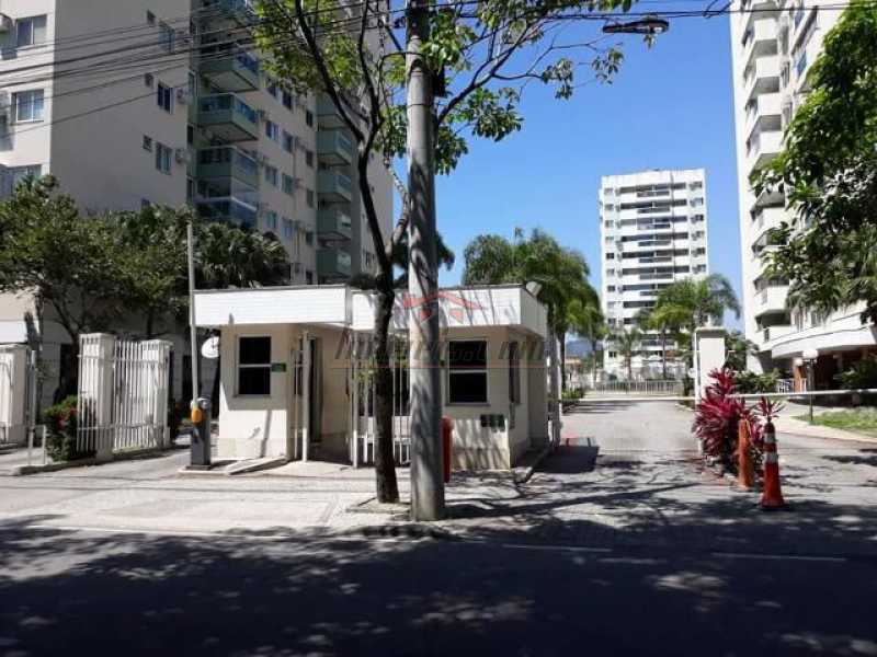 Apartamento à venda com 2 quartos, 70m² - Foto 4