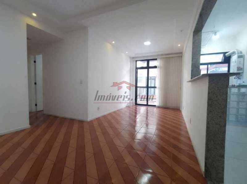 Apartamento à venda com 2 quartos, 67m² - Foto 9