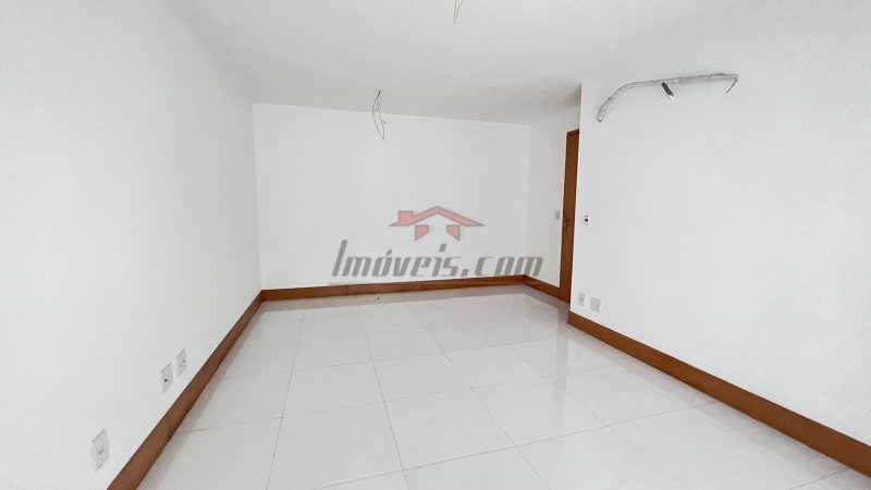 Apartamento à venda com 4 quartos, 200m² - Foto 17