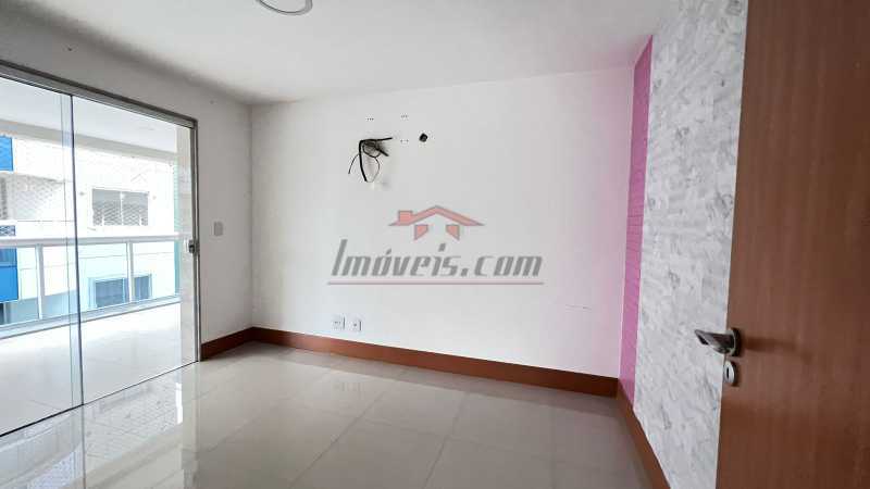 Apartamento à venda com 4 quartos, 150m² - Foto 7