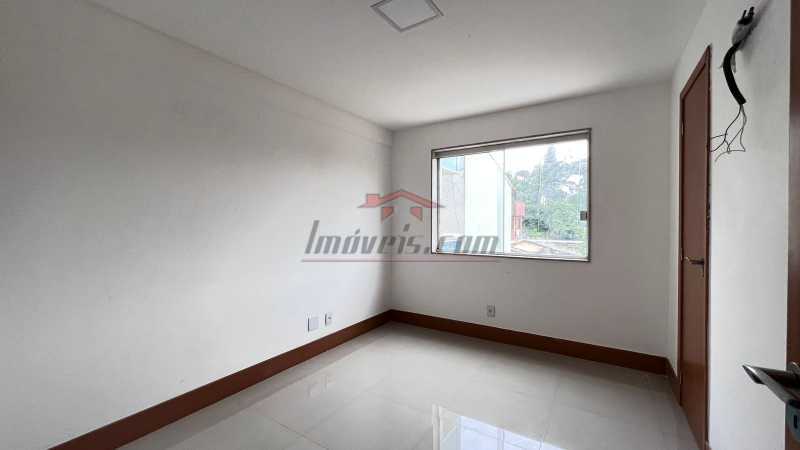 Apartamento à venda com 4 quartos, 150m² - Foto 9