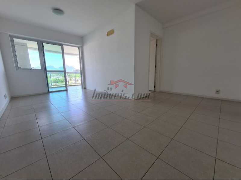 Apartamento à venda com 2 quartos, 82m² - Foto 4