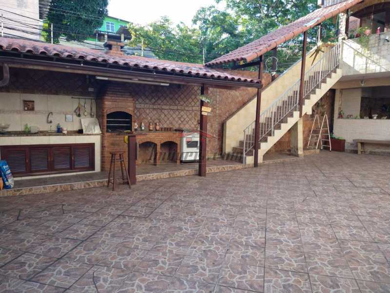 Casa à venda com 2 quartos, 360m² - Foto 27