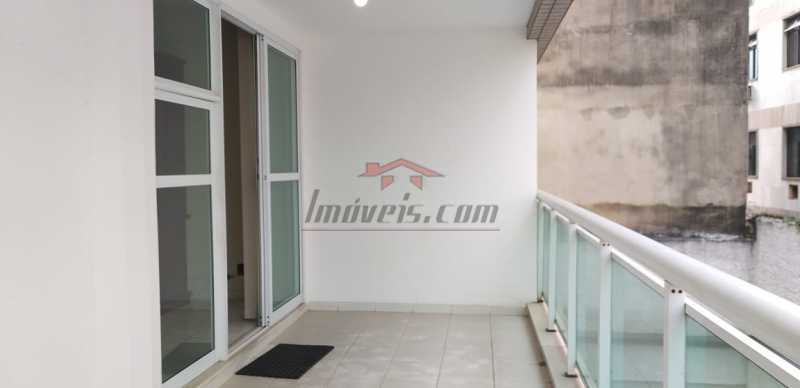 Apartamento à venda com 2 quartos, 70m² - Foto 1