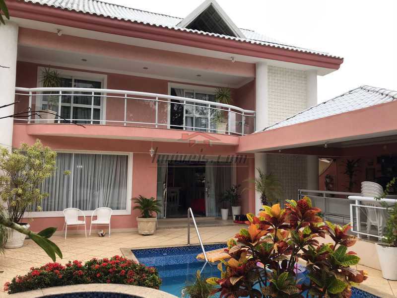 Casa de Condomínio à venda com 4 quartos, 543m² - Foto 1