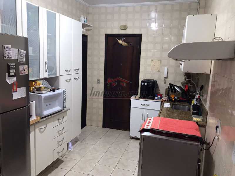 Apartamento à venda com 2 quartos, 80m² - Foto 21