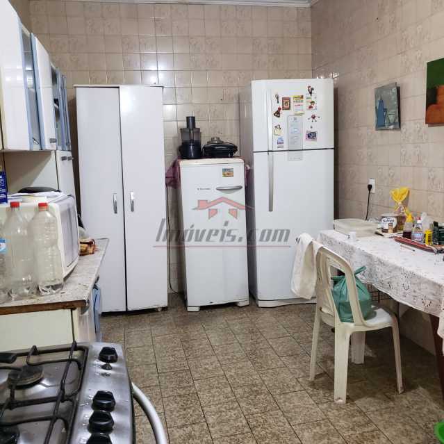 Casa de Vila à venda com 5 quartos, 236m² - Foto 2