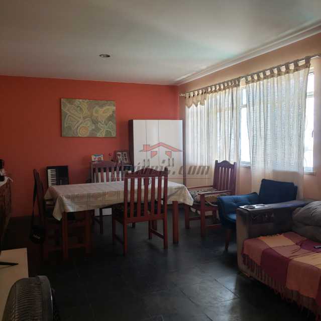 Casa de Vila à venda com 5 quartos, 236m² - Foto 1