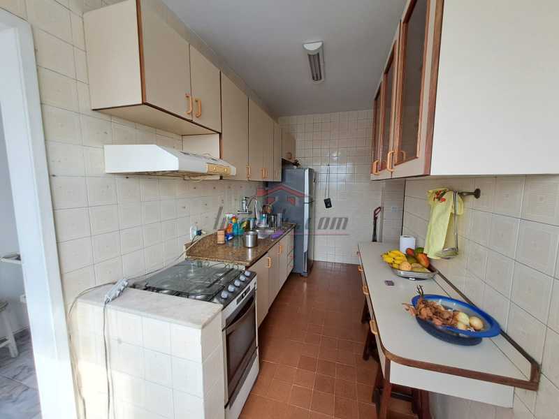 Apartamento à venda com 2 quartos, 80m² - Foto 16