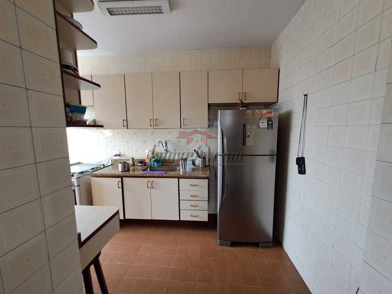 Apartamento à venda com 2 quartos, 80m² - Foto 15