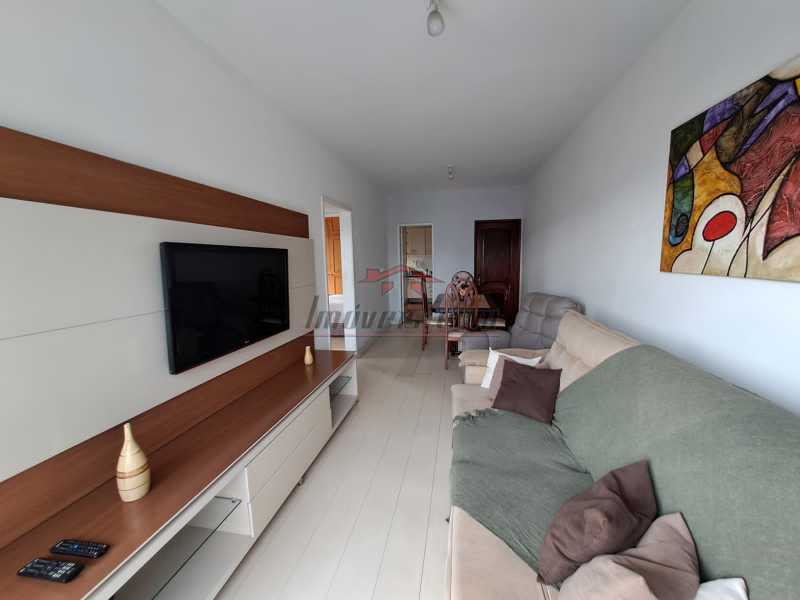 Apartamento à venda com 2 quartos, 80m² - Foto 2