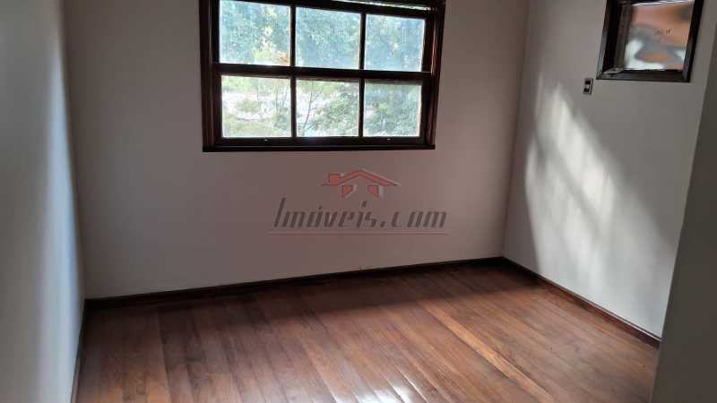 Apartamento à venda com 3 quartos, 136m² - Foto 9