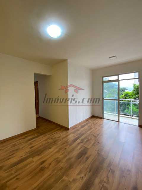 Apartamento à venda com 2 quartos, 56m² - Foto 1