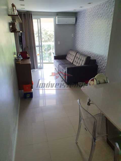 Apartamento à venda com 3 quartos, 66m² - Foto 2