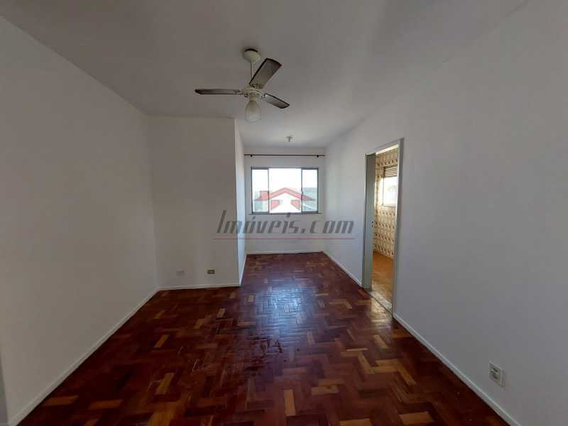 Apartamento à venda com 2 quartos, 60m² - Foto 4