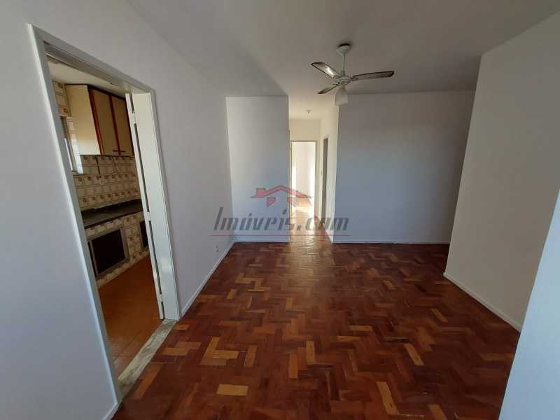 Apartamento à venda com 2 quartos, 60m² - Foto 3