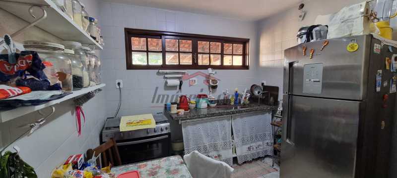 Casa de Condomínio à venda com 4 quartos, 100m² - Foto 16