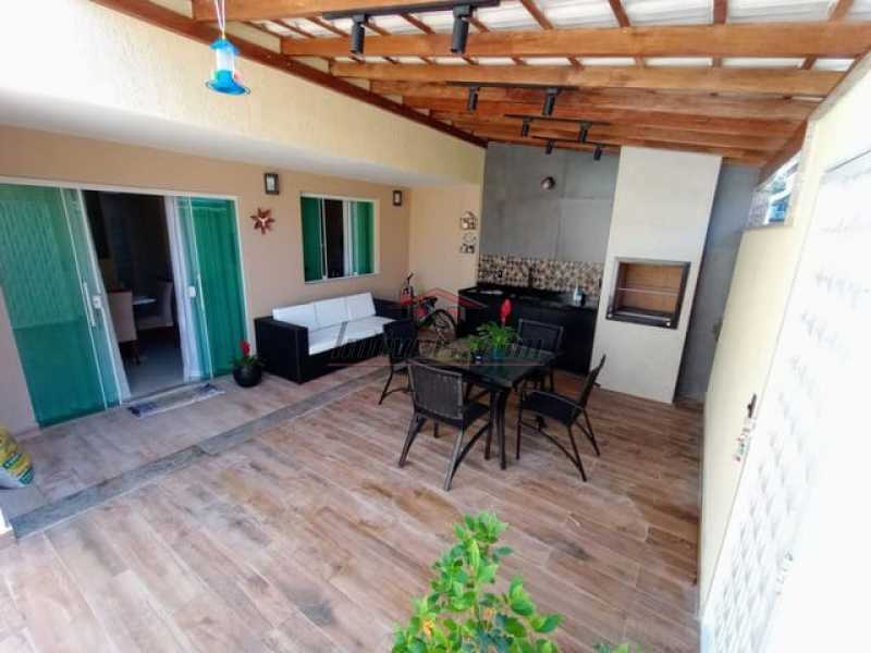 Casa de Condomínio à venda com 3 quartos, 180m² - Foto 1