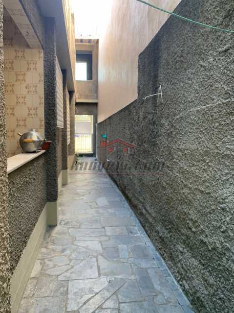 Casa à venda com 2 quartos, 235m² - Foto 24