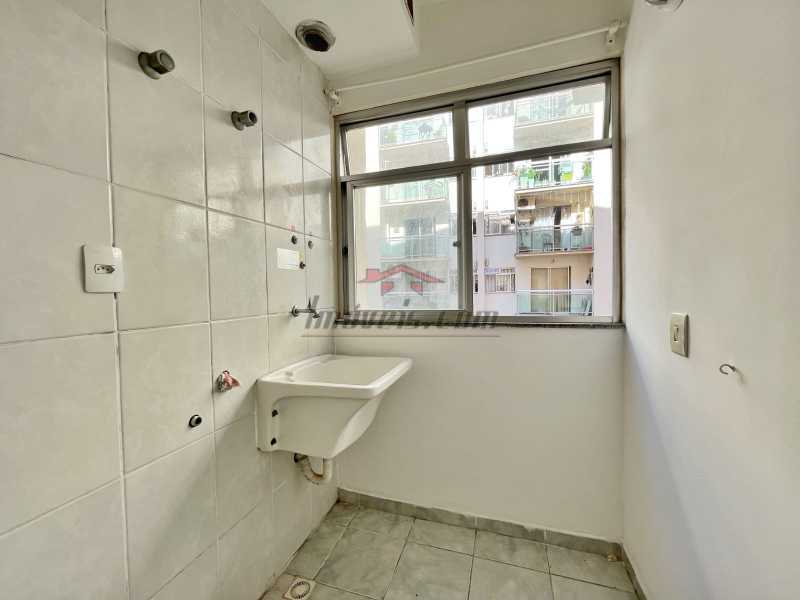 Apartamento à venda com 2 quartos, 64m² - Foto 12