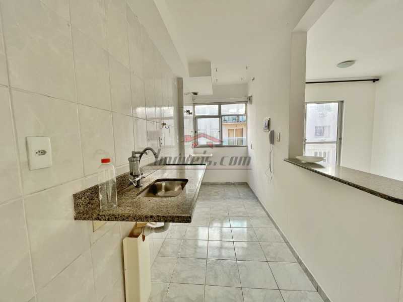 Apartamento à venda com 2 quartos, 64m² - Foto 10