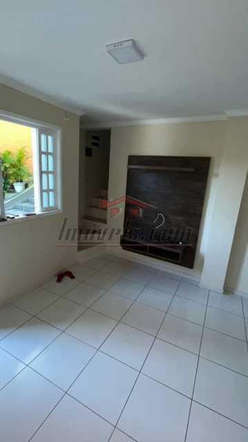 Casa de Vila para alugar com 2 quartos, 80m² - Foto 2