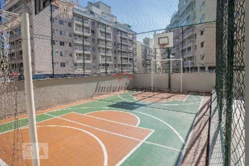 Apartamento à venda com 2 quartos, 64m² - Foto 16