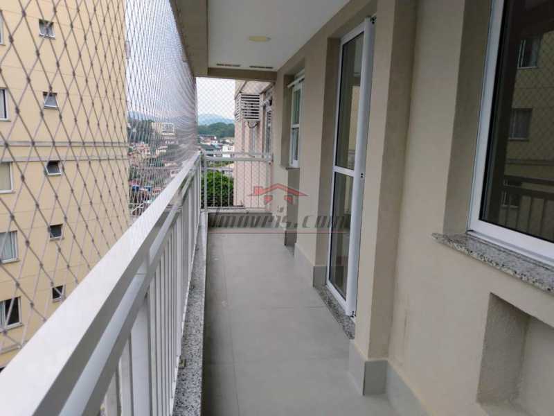 Apartamento à venda com 2 quartos, 64m² - Foto 12