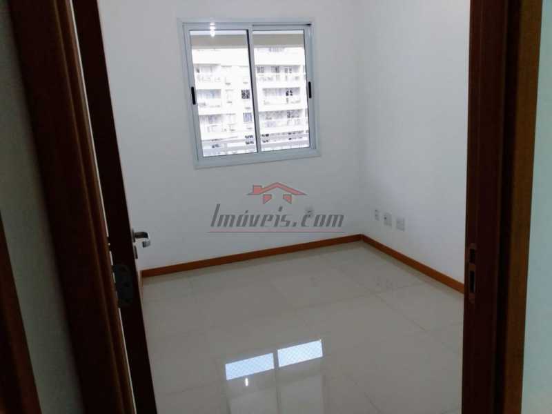 Apartamento à venda com 2 quartos, 64m² - Foto 7