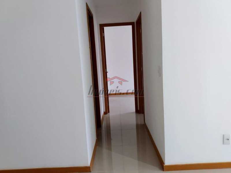 Apartamento à venda com 2 quartos, 64m² - Foto 4