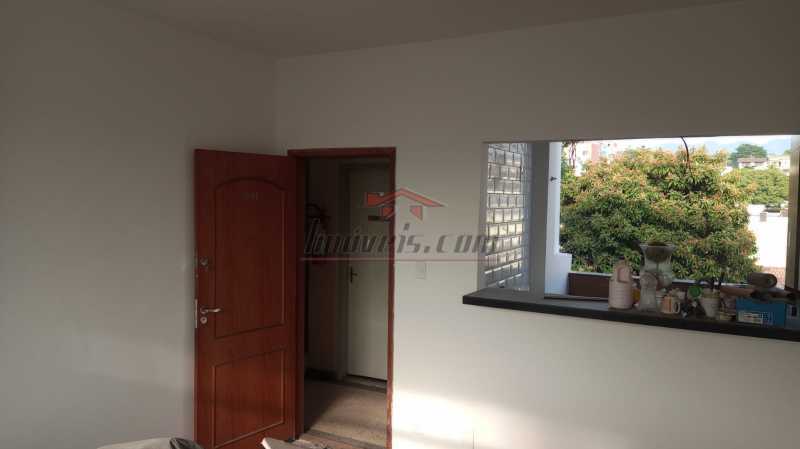 Apartamento à venda com 2 quartos, 64m² - Foto 2